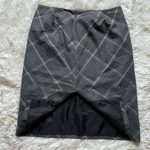 Fashion Bug Gray Plaid A-line Skirt Size 12 - Picture 5 of 6